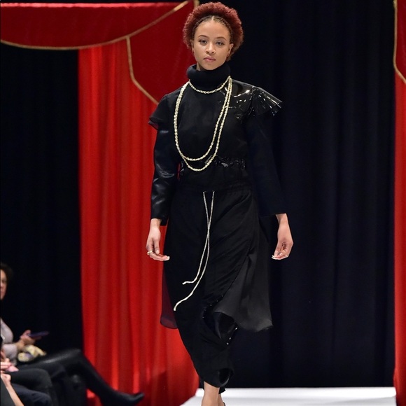 Meet your Posher, Oshay - Picture 6 of 16